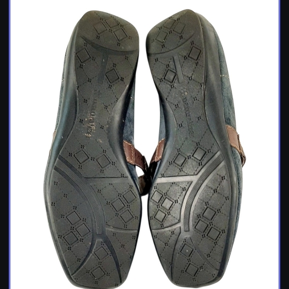 Naturalizer Women's Referee Mary Jane flat. navy suede/brown leather trim Sz 6 - Picture 5 of 5